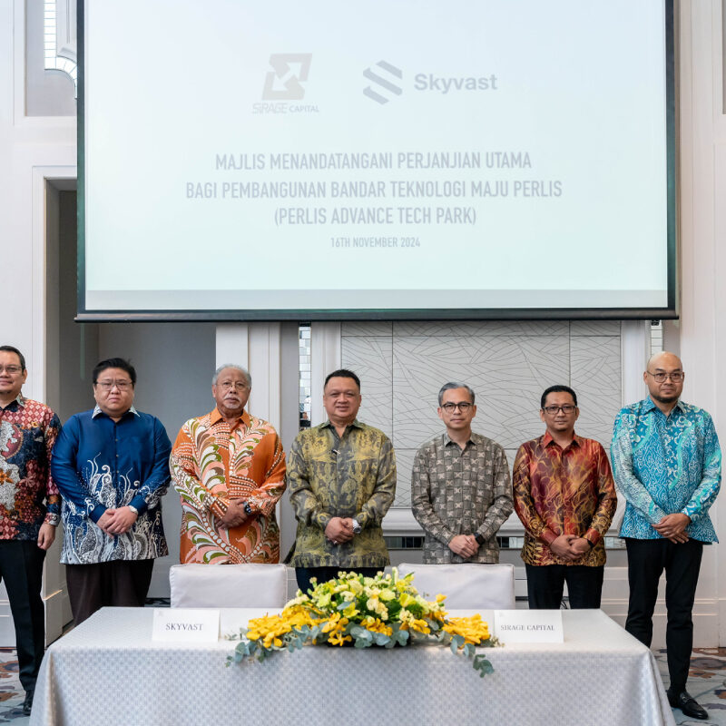 Leading-ASEAN’s-Next-Gen-Data-Centre-Wave-01